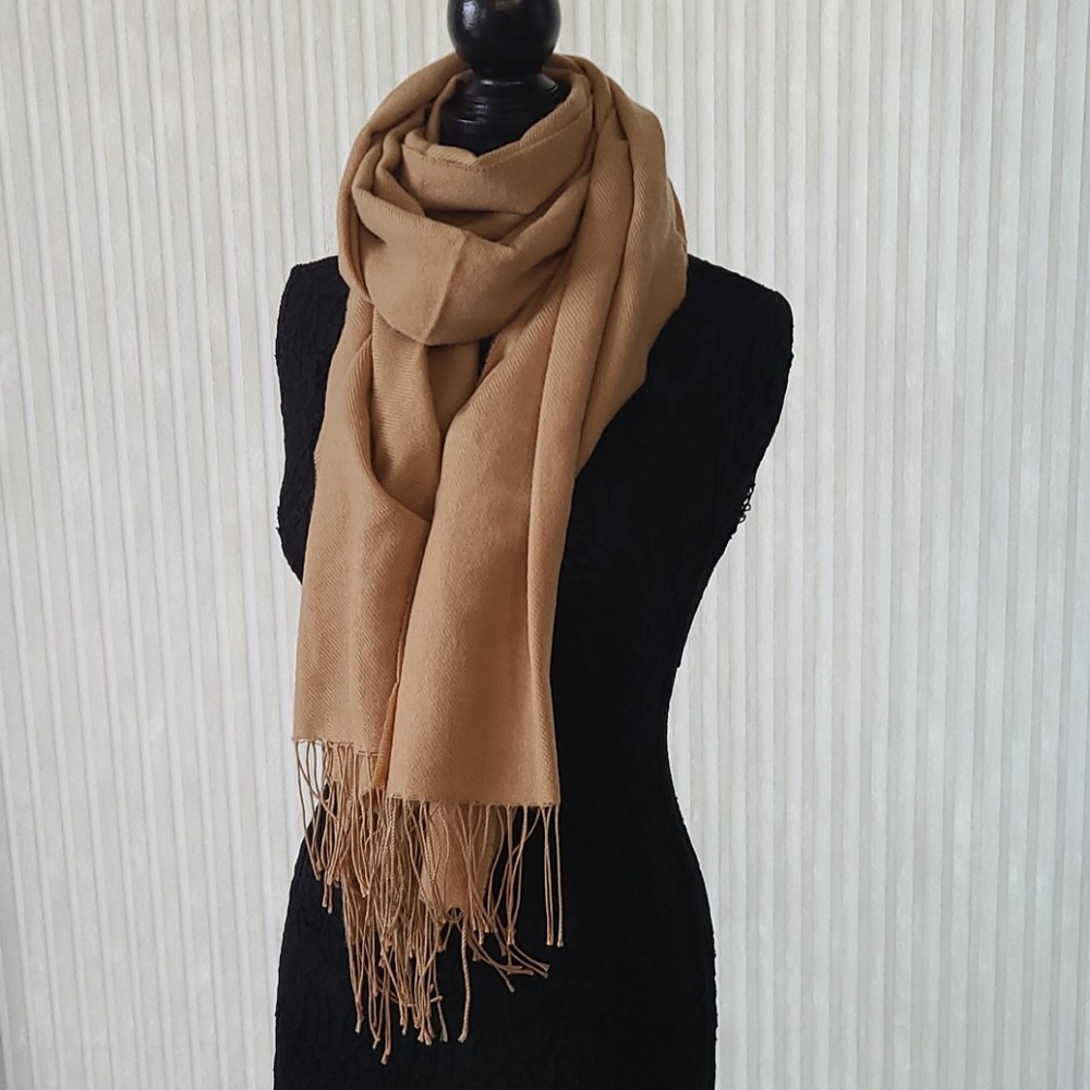 Oversize Tan Scarf/Shawl - Picture 2 of 4